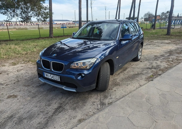 BMW X1 cena 41900 przebieg: 124000, rok produkcji 2011 z Piaski małe 67